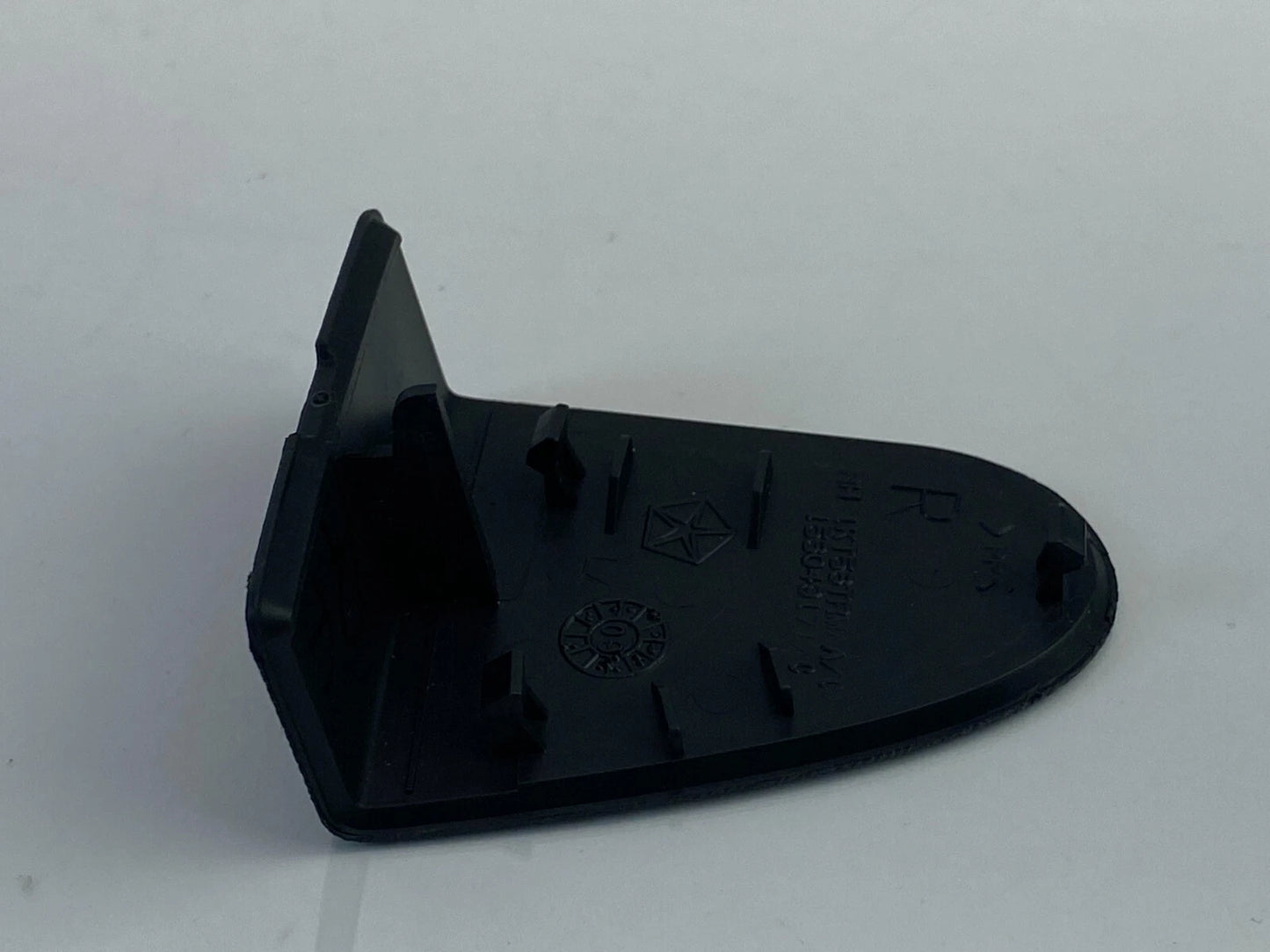 2007-2017 JEEP PATRIOT FRONT RIGHT DOOR MIRROR FLAG TRIM COVER OEM 1KT56TRMAA