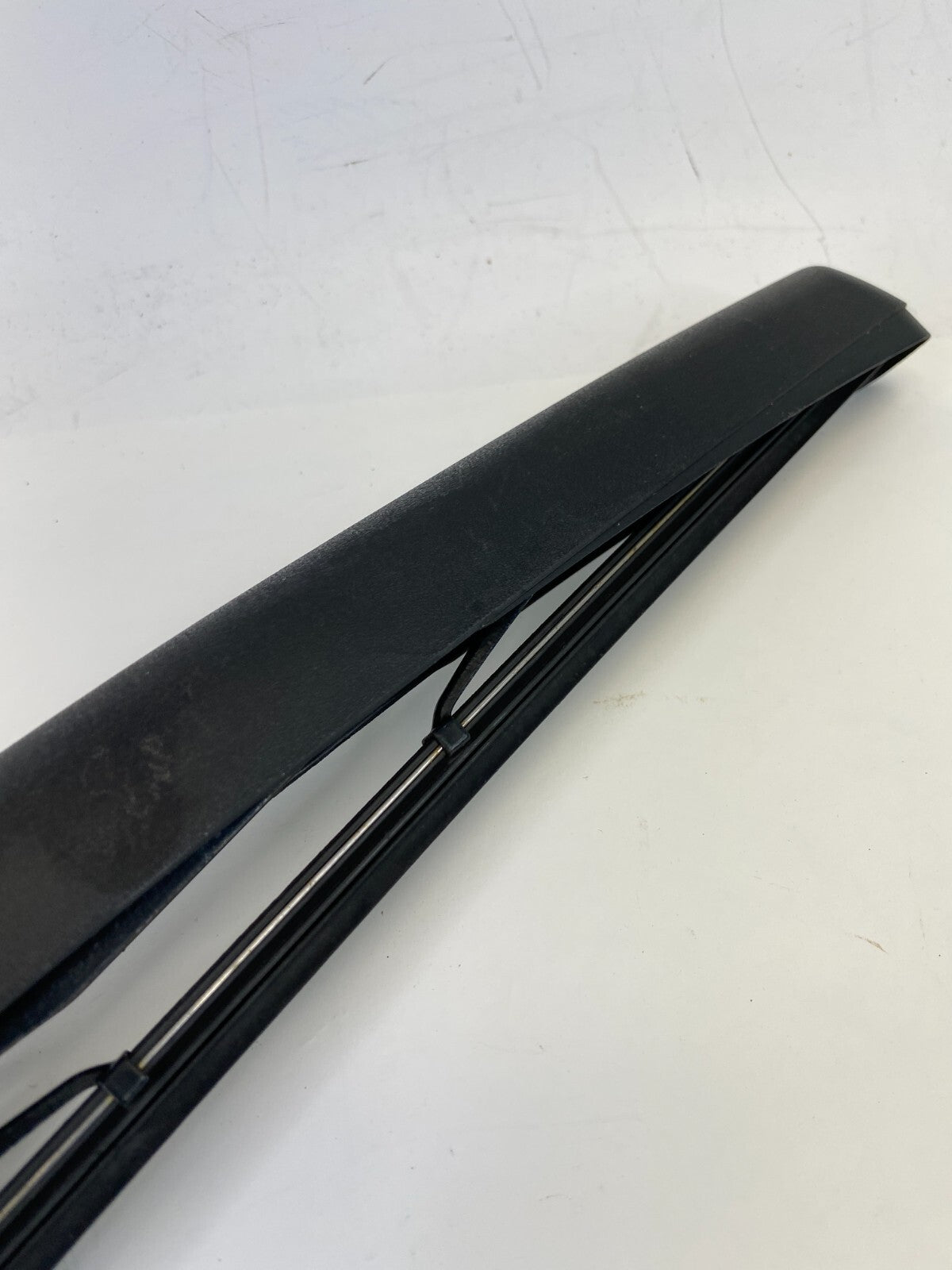 2008 2009 2010 Saturn Vue Rear Trunk Liftgate Window Wiper Arm Blade OEM