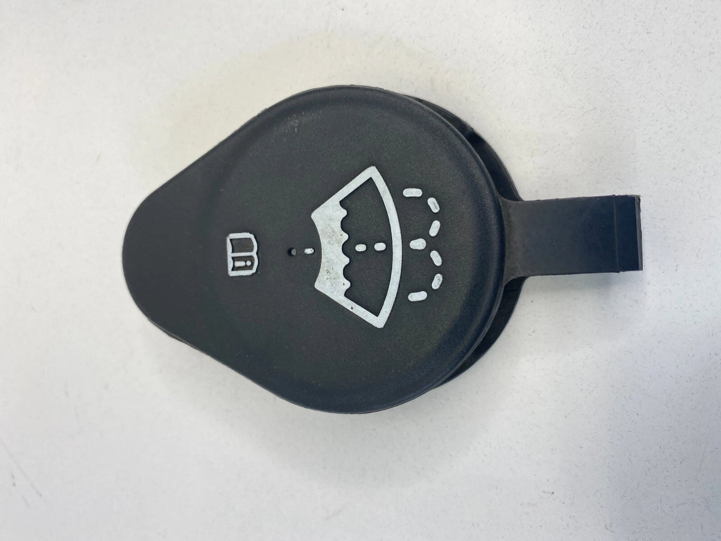2002 03 04 05 06 07 08 09 2010 SATURN VUE WASHER FLUID RESERVOIR CAP COVER OEM