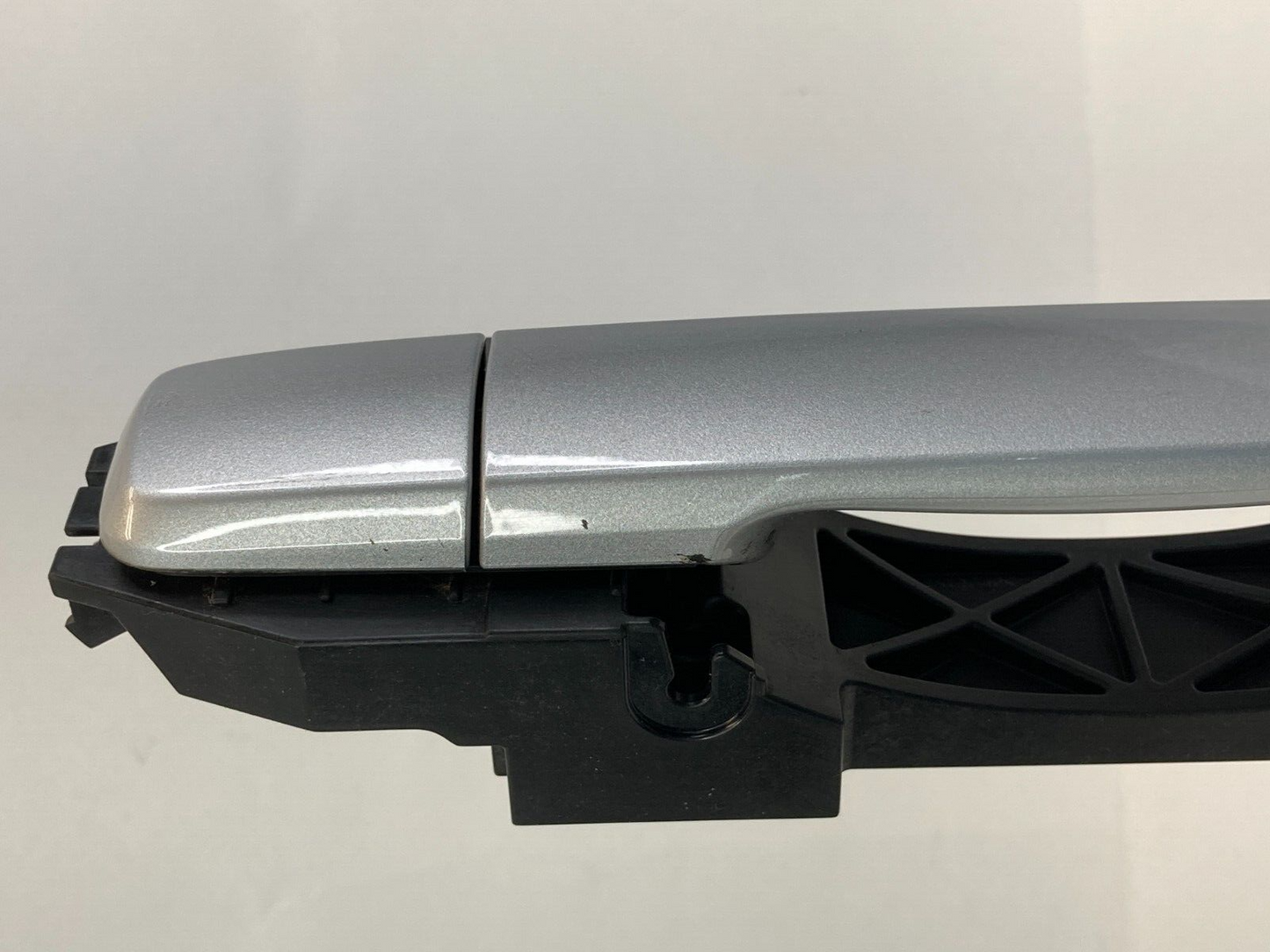 2009-2013 Infiniti G37 Sedan Rear Right Back Side Door Exterior Handle Assembly