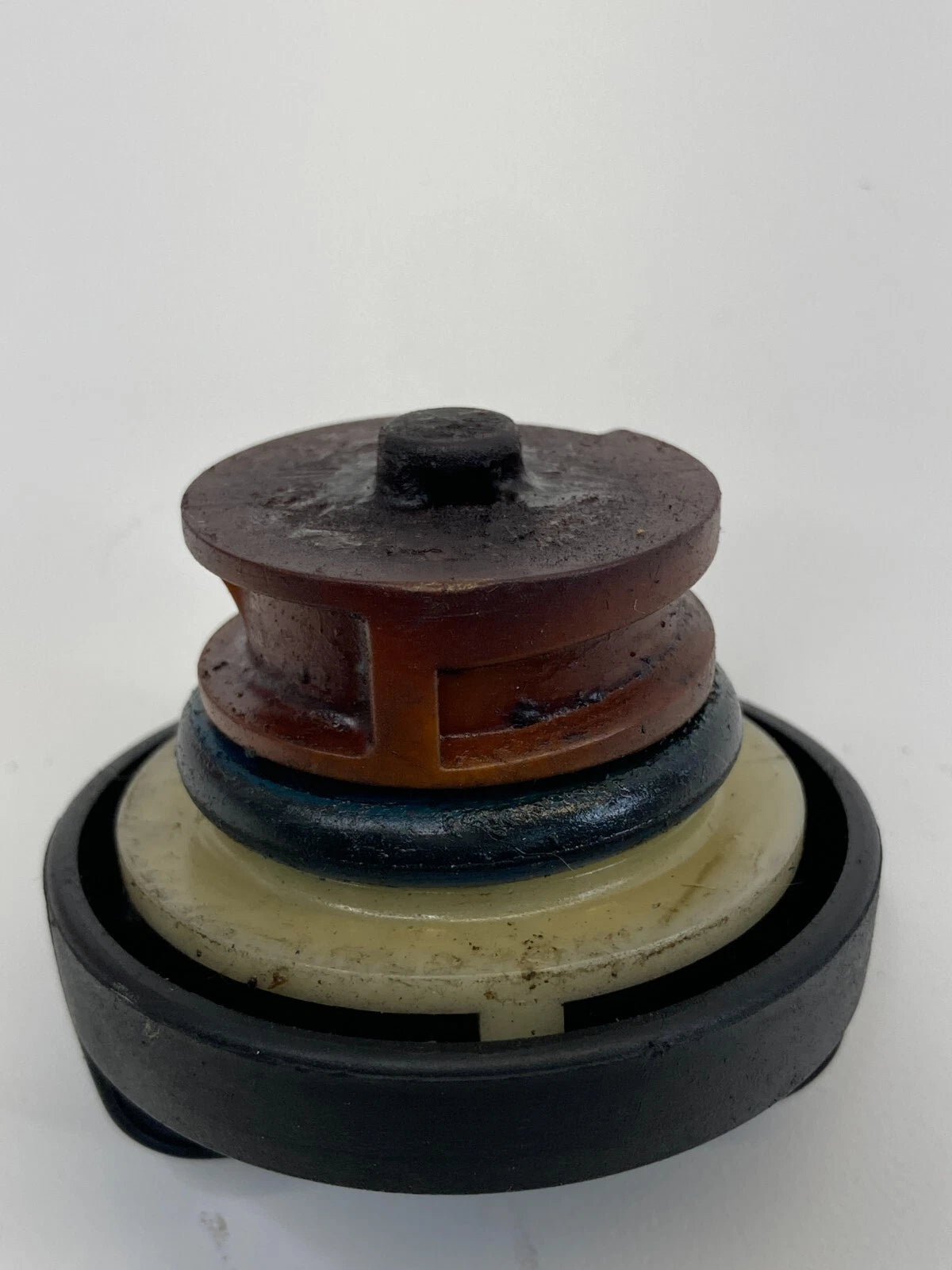 2002-2010 SATURN VUE 2.4L ENGINE OIL FILLER FLUID CAP LID COVER OEM