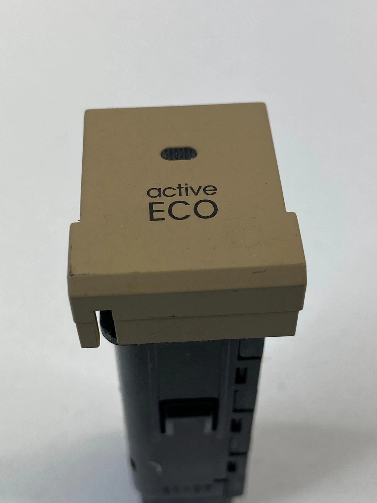 2011 2012 2013 2014 HYUNDAI SONATA ACTIVE ECO CONTROL SWITCH BUTTON 202002962