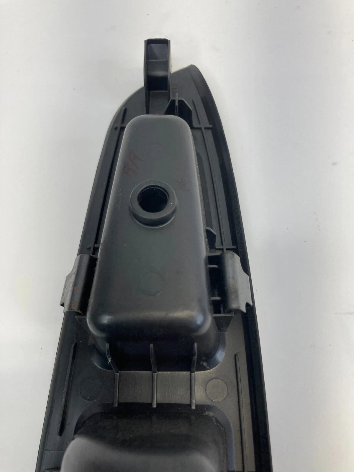 2006-2008 CHEVROLET IMPALA REAR RIGHT DOOR WINDOW SWITCH BEZEL GRAB PULL HANDLE