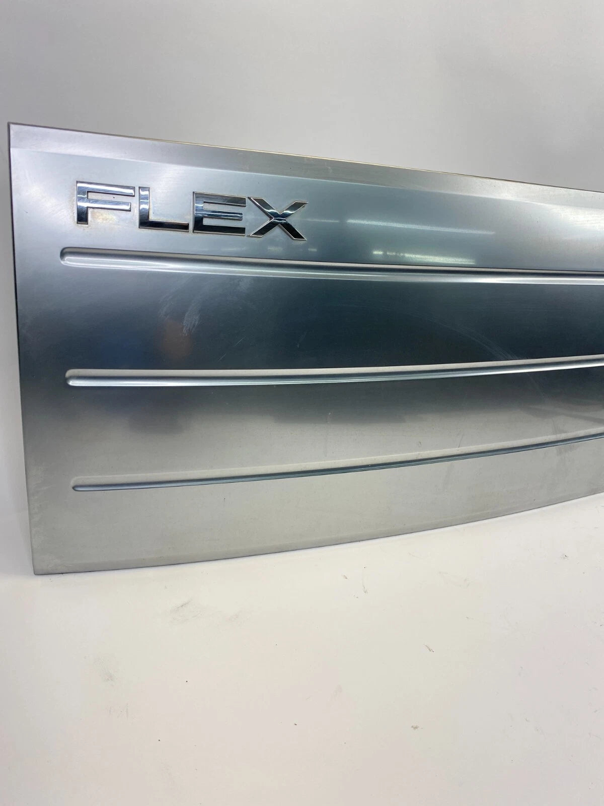 2009-2012 FORD FLEX LIMITED TAILGATE LIFTGATE FINISH W/ CAMERA 8A83-74402A30 OEM