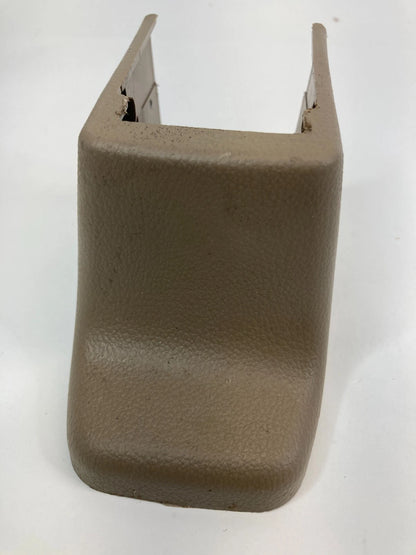 2008-2010 SATURN VUE 4-DR FRONT RIGHT SEAT TRACK END COVER TRIM CAP 96631140 OEM