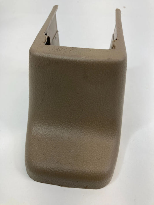 2008-2010 SATURN VUE 4-DR FRONT RIGHT SEAT TRACK END COVER TRIM CAP 96631140 OEM