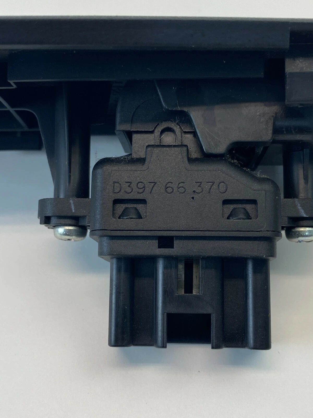 04-09 MAZDA 3 MAZDA3 REAR RIGHT PASSENGER SIDE WINDOW CONTROL SWITCH B32H66370