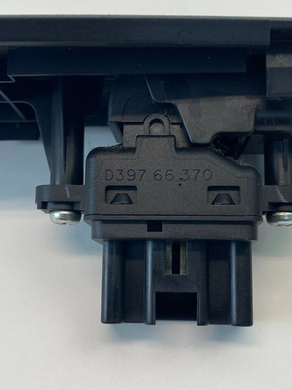 04-09 MAZDA 3 MAZDA3 REAR RIGHT PASSENGER SIDE WINDOW CONTROL SWITCH B32H66370