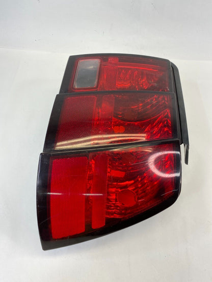 99-04 Ford Mustang Back Rear Right Side Tail Light Taillight Lamp XR33-13B504-A