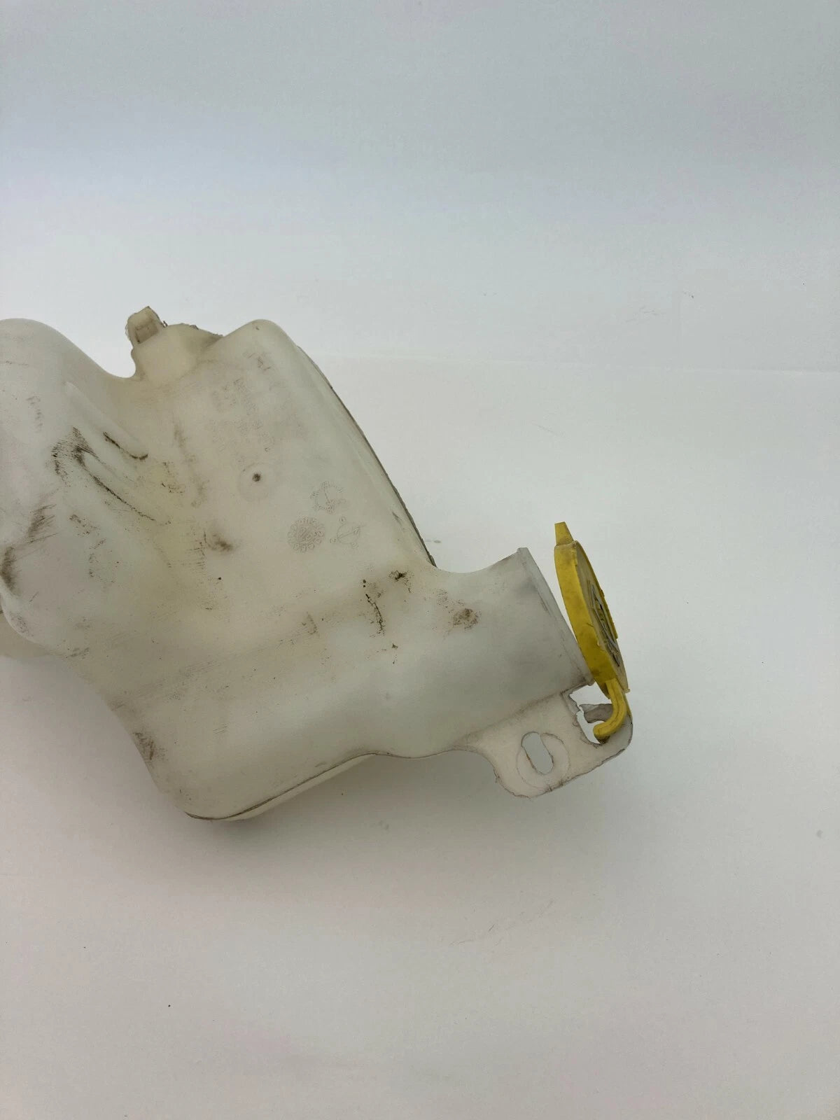 2007-2017 JEEP COMPASS WINDSHIELD WASHER RESERVOIR TANK W/ CAP LID COVER OEM