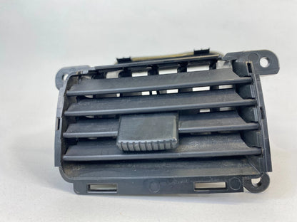 2004-2006 MAZDA3 RIGHT SIDE CENTER DASH AC AIR VENT DUCT GRILLE BP4K64930 OEM