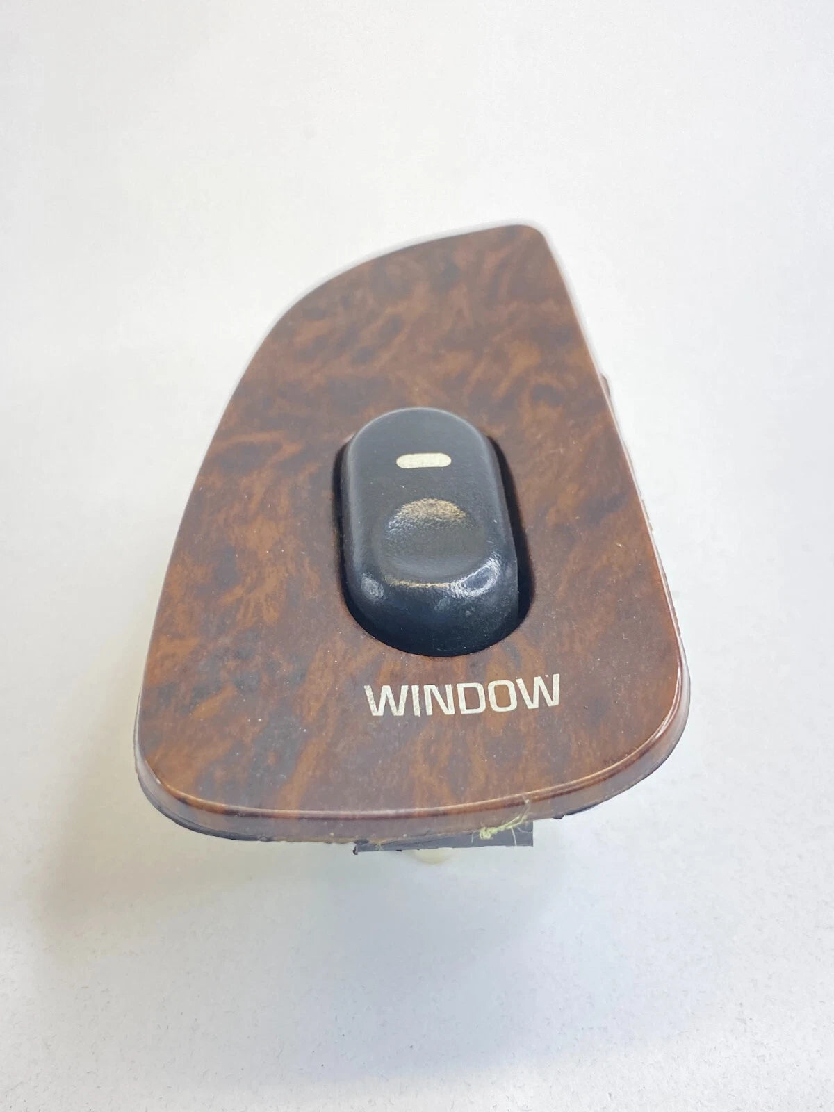 2004 2005 BUICK CENTURY REAR RIGHT DOOR POWER WINDOW SWITCH BUTTON 10262608 OEM