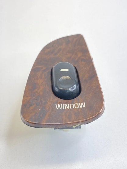 2004 2005 BUICK CENTURY REAR RIGHT DOOR POWER WINDOW SWITCH BUTTON 10262608 OEM