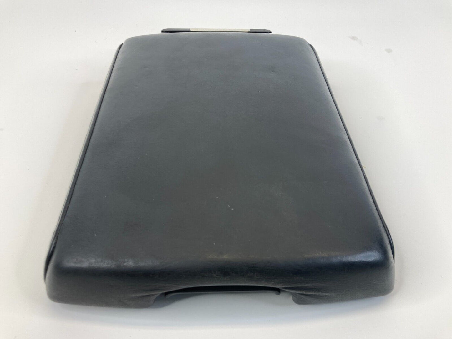 2005-2011 Cadillac STS 3.6L Auto Center Console Armrest Arm Rest Lid Cover OEM