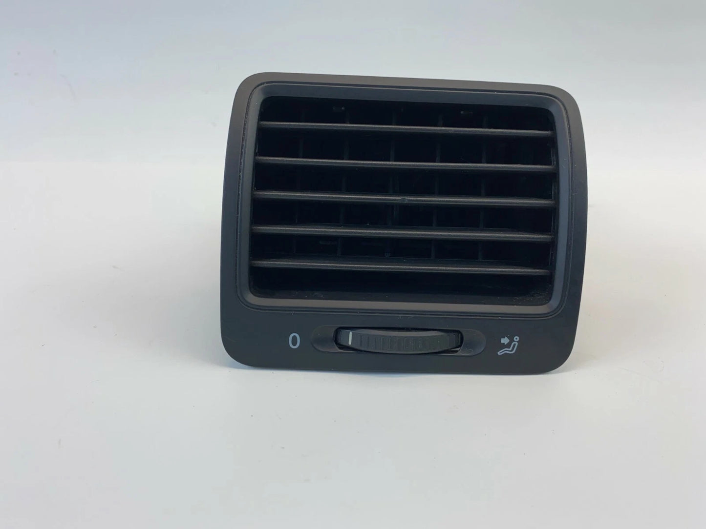 06-10 VOLKSWAGEN JETTA DASH RIGHT AC AIR VENT HEATER DUCT OUTLET GRILL 1K0819704