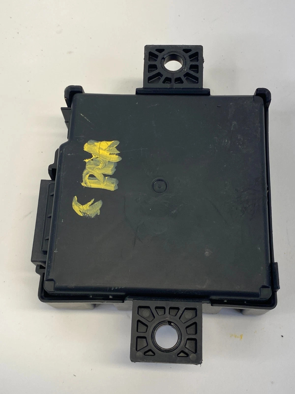 2010-2013 KIA FORTE TIRE PRESSURE MONITOR CONTROL MODULE UNIT COMPUTER TPMS