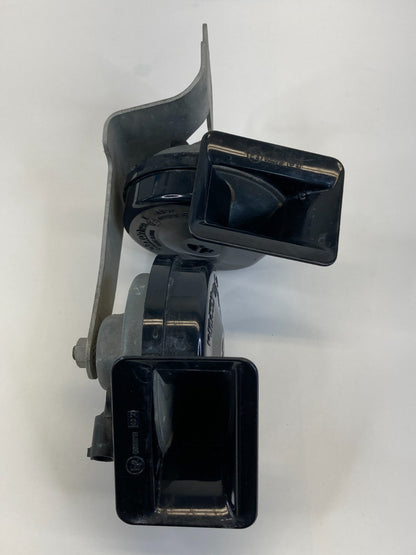 2004-2007 BMW 525i 530i Horn Low & High Tone Note Siren Alarm E20092018 OEM