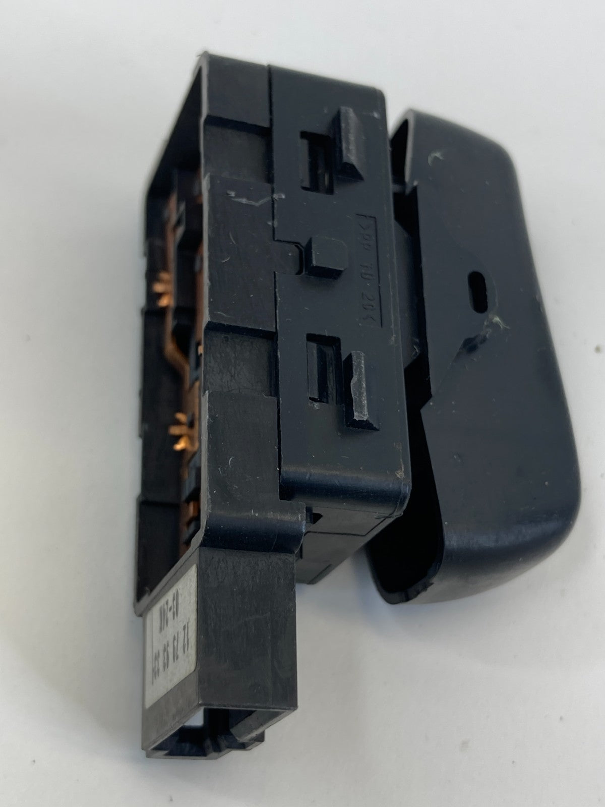 03 04 05 06 07 08 09 10 11 Saab 9-3 Front Right Seat Adjustment Control Switch