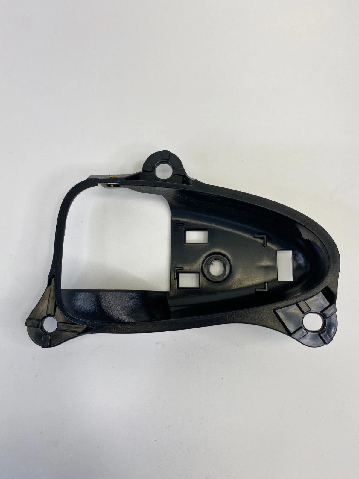 06-12 TOYOTA RAV4 FRONT RIGHT SIDE INTERIOR DOOR HANDLE COVER BEZEL TRIM CAP OEM