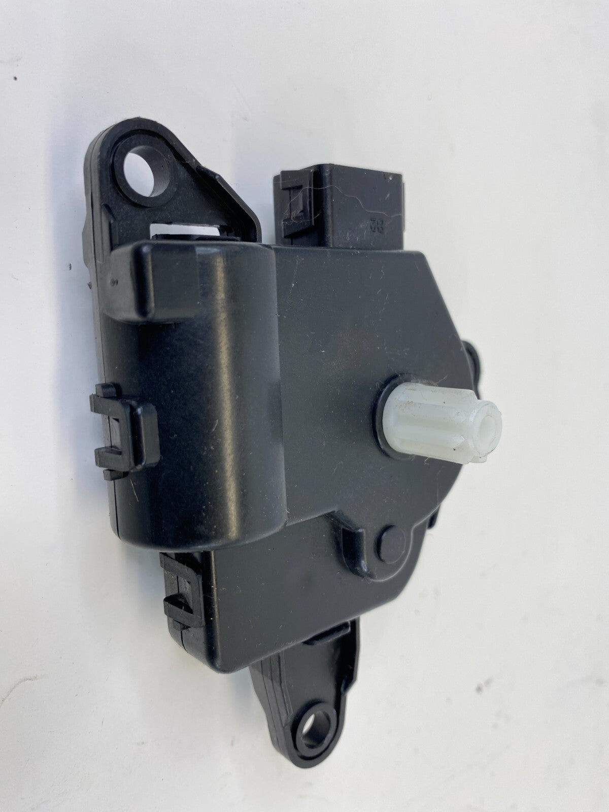 13-18 Hyundai Santa Fe Sport HVAC AC Heater Blend Door Actuator Flap D266NE9AA0