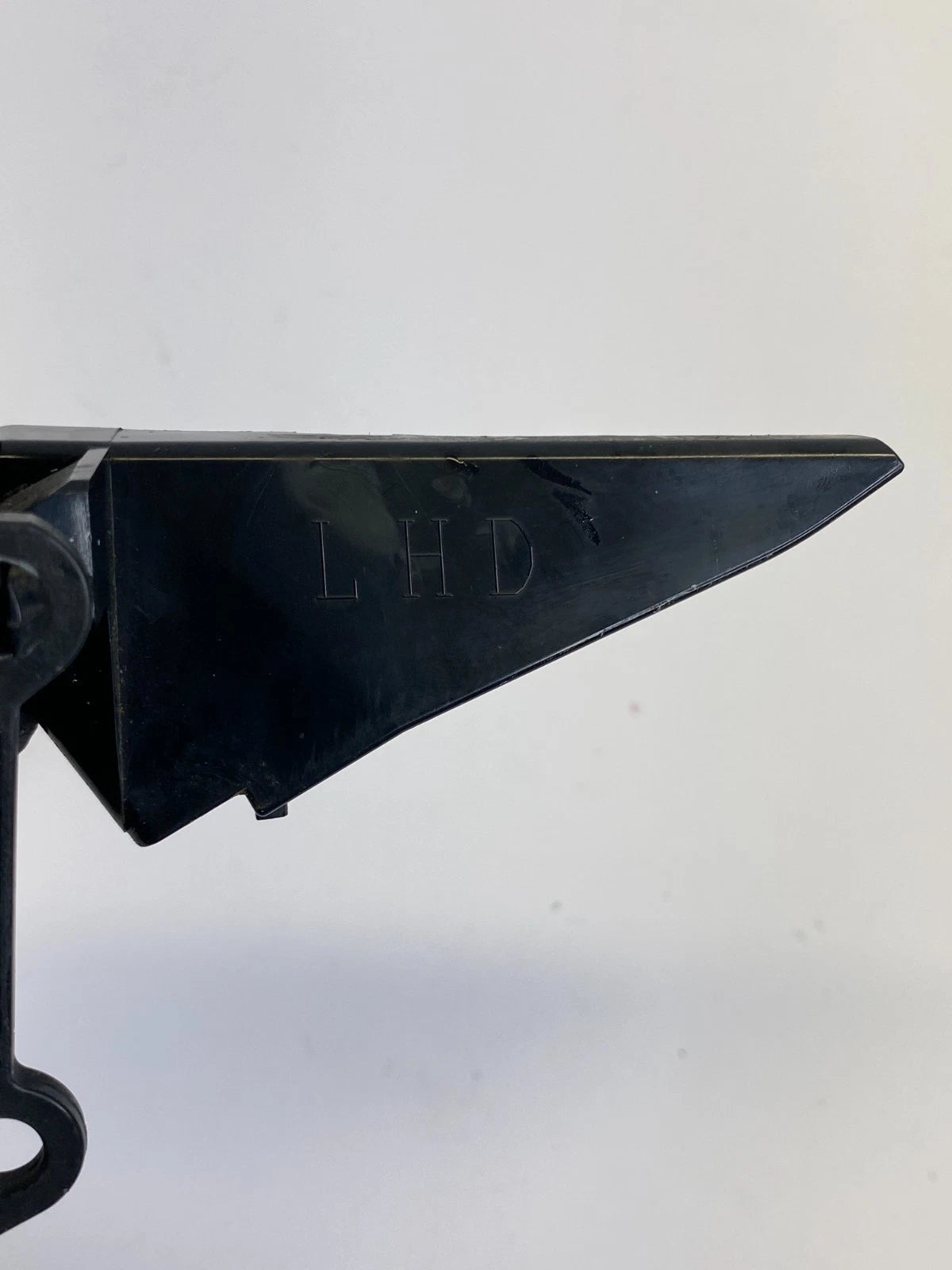 2004-2009 TOYOTA PRIUS GLOVE BOX DOOR DAMPER STOPPER PLATE OEM 55512-47020