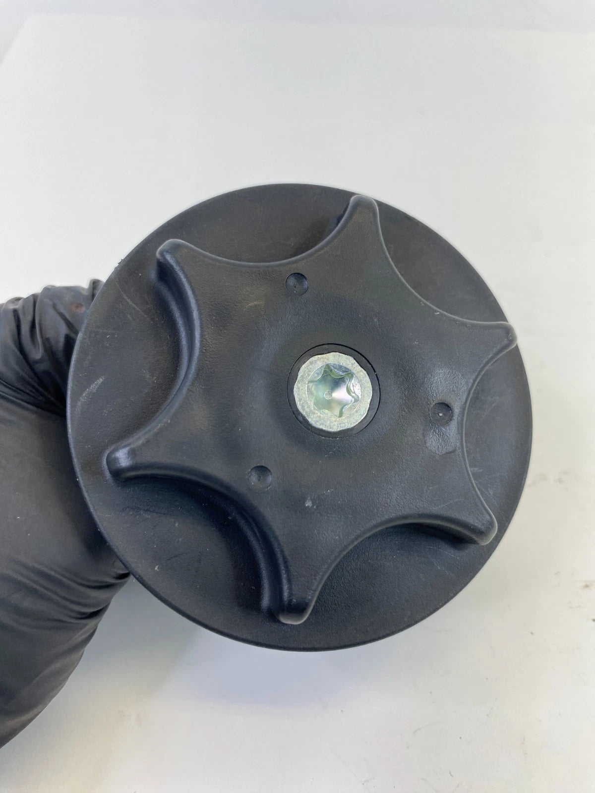 2008 09 10 11 12 2013 Infiniti G37 Spare Tire Hold Down Mount Bolt Nut Screw