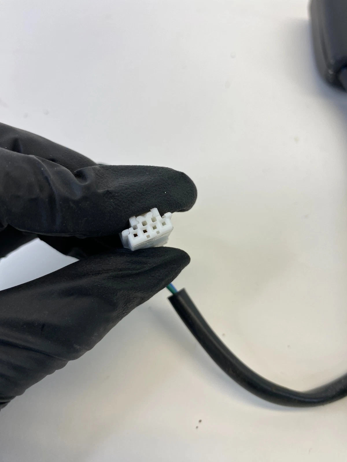 2013-2018 NISSAN ALTIMA FRONT LEFT & RIGHT SEAT BELT BUCKLE PAIR SET OEM