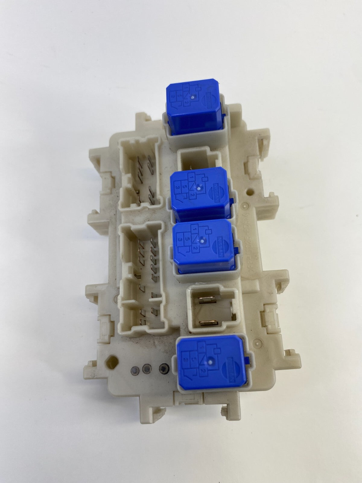 2010-2013 Nissan Altima 2.5L AT Interior Under Dash Junction Fuse Relay Box OEM