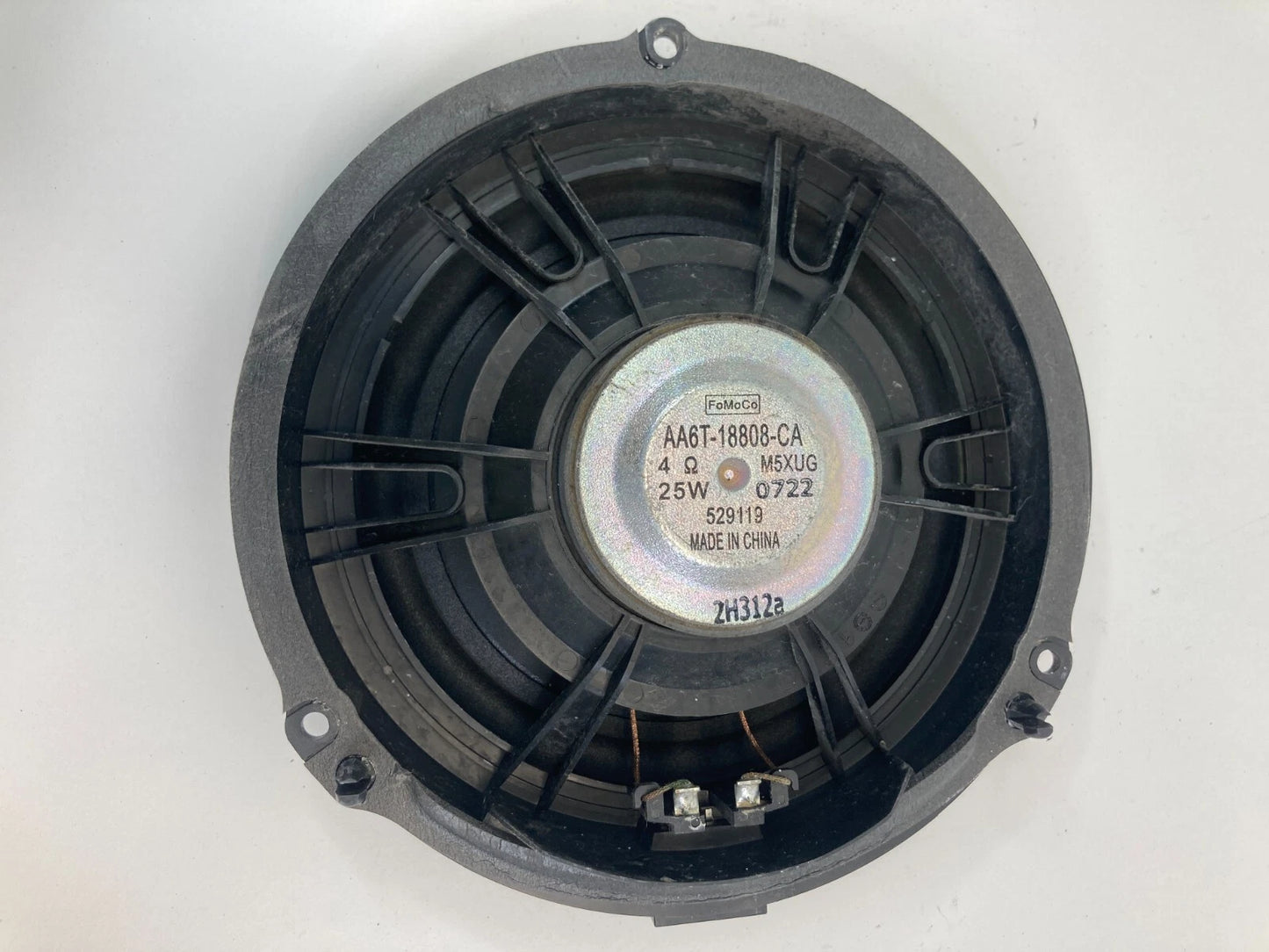 12-18 FORD FOCUS REAR RIGHT SIDE DOOR AUDIO SPEAKER ASSEMBLY AA6T-18808-CA OEM