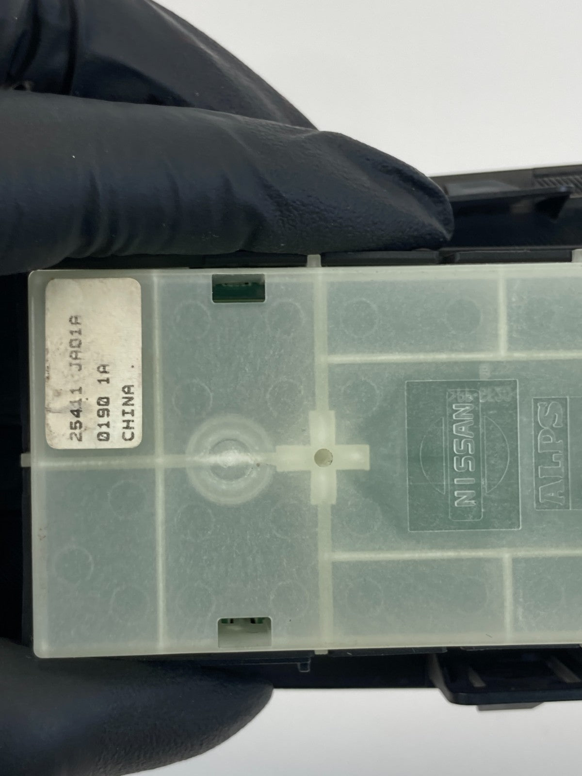 2007-2013 Nissan Altima Front Right Passenger Window & Lock Button Switch