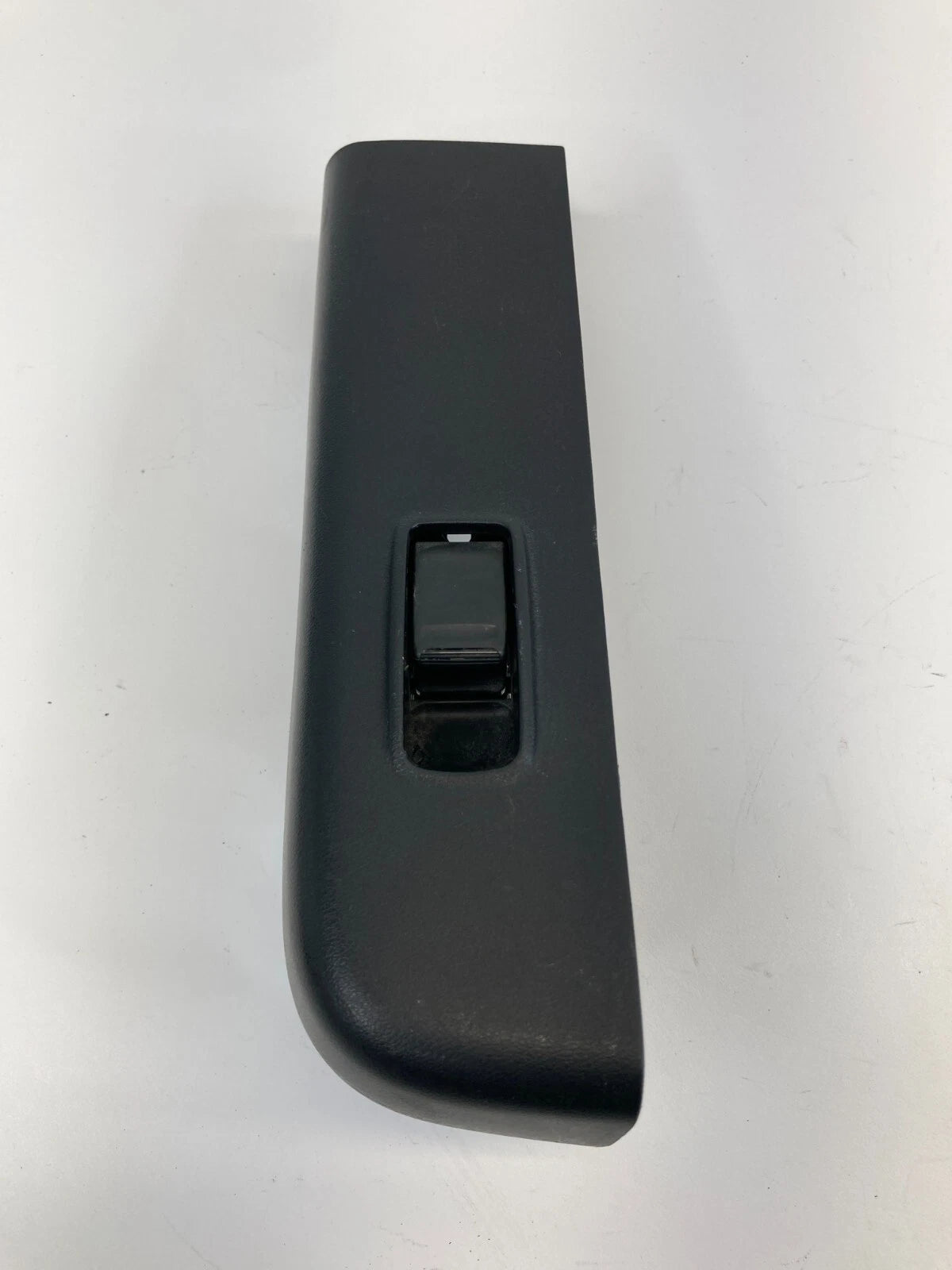 2002 NISSAN PATHFINDER REAR LEFT SIDE WINDOW SWITCH BEZEL W/ SWITCH 82961-2W100