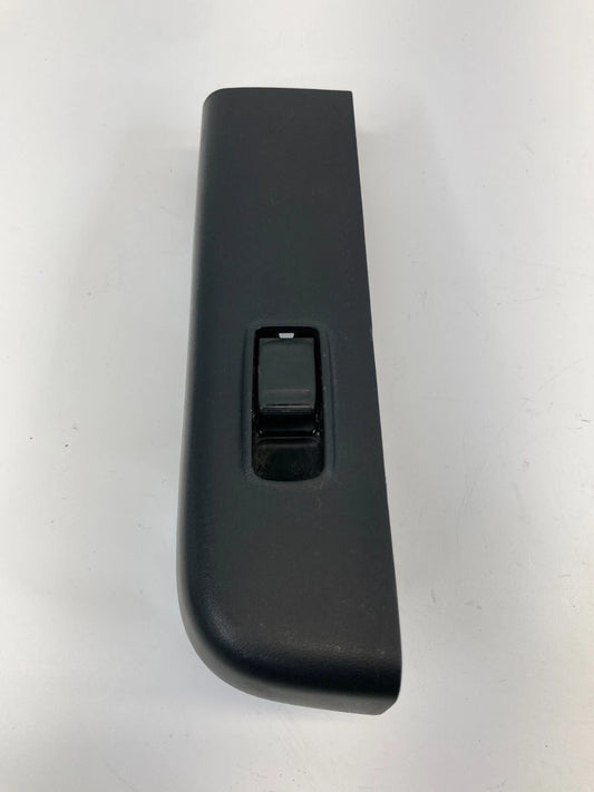 2001-2004 NISSAN PATHFINDER REAR DOOR POWER WINDOW SWITCH BEZEL OEM 82961-2W100
