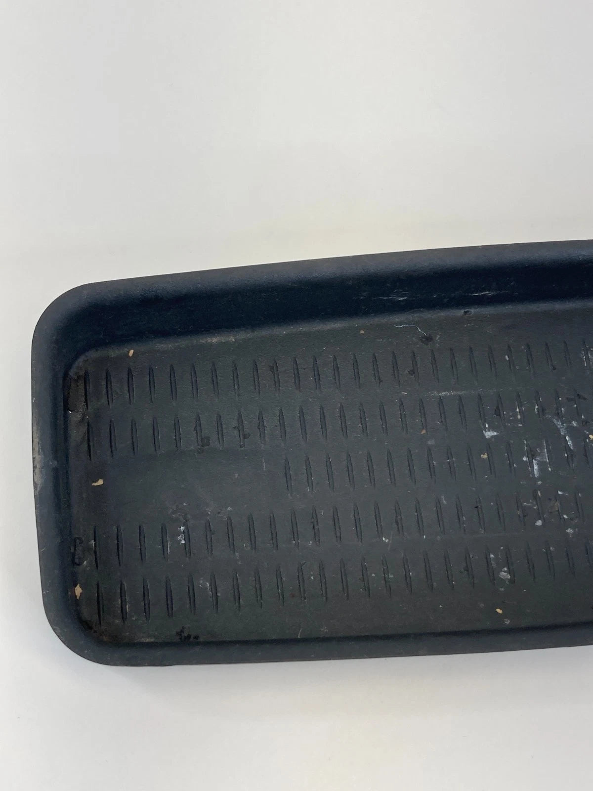 2007 2008 BMW 328XI FRONT CENTER CONSOLE STORAGE MAT COVER INSERT 51167118064