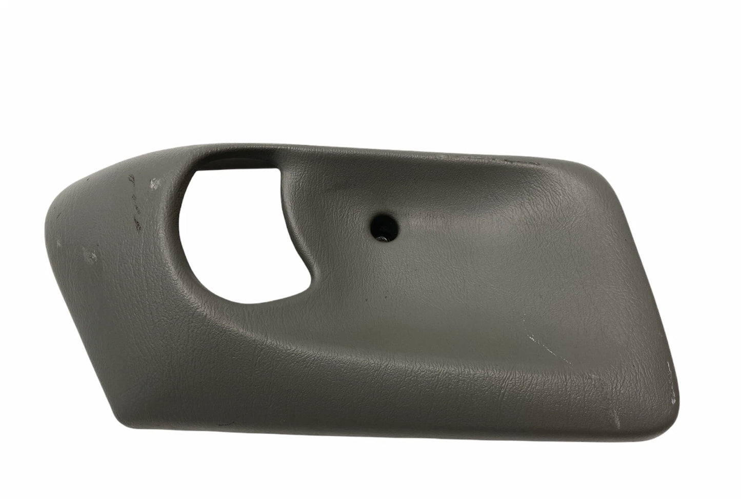 2000-2005 CHEVROLET IMPALA REAR LEFT SIDE INNER DOOR HANDLE BEZEL TRIM 21995764