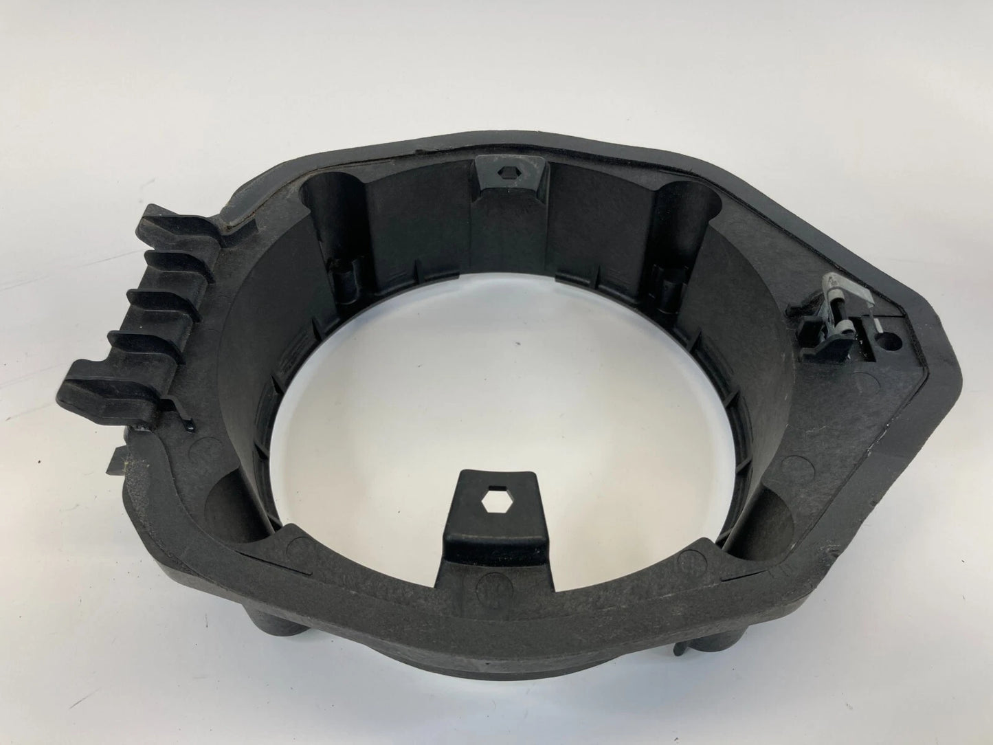 2010-2016 GMC ACADIA DOOR SPEAKER MOUNT ADAPTER BRACKET BOSE 307211-0010 OEM