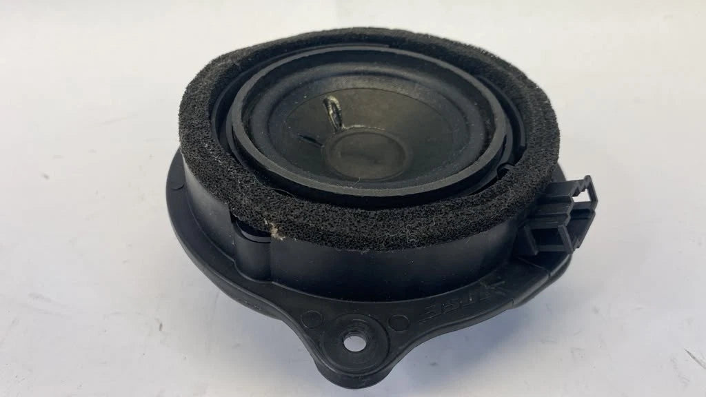 2005-2011 AUDI A6 QUATTRO FRONT LEFT OR RIGHT DOOR AUDIO SPEAKER ASSY OEM