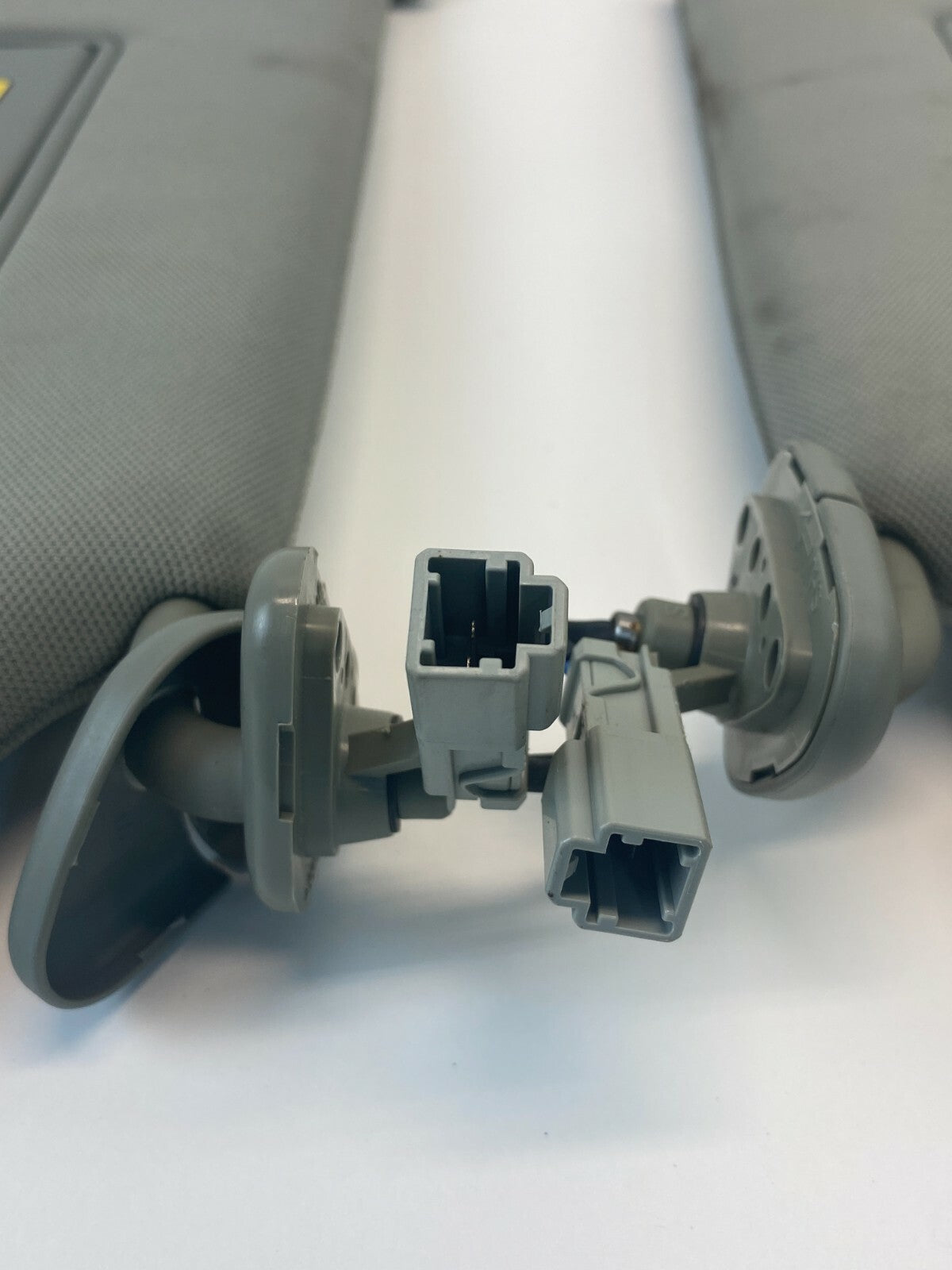 2008-2010 Honda Odyssey w Sunroof Left & Right Sunvisor Sun Visor Set Pair OEM