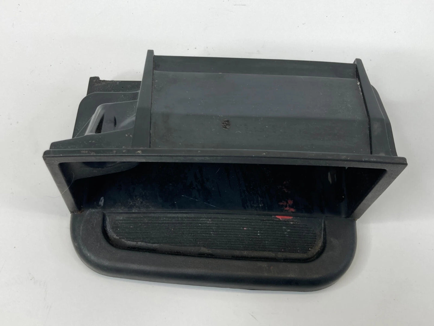 2006-2012 MERCEDES-BENZ R350 FRONT CENTER CONSOLE ASHTRAY 251-810-00-30 OEM
