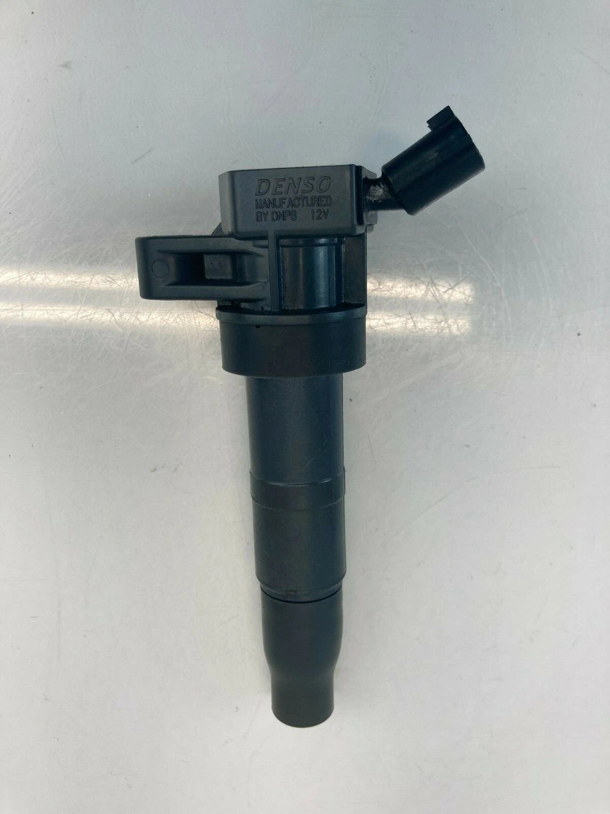 2011-2015 KIA SORENTO 2.4L L4 IGNITION DIRECT IGNITER COIL ASSY 27300-3F100 OEM