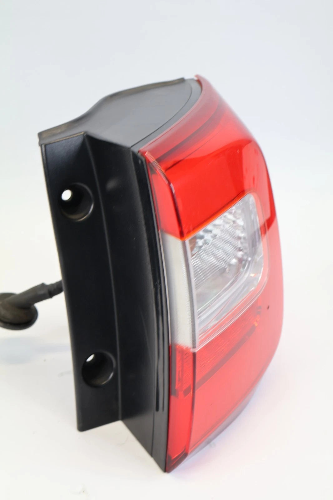 2014 2015 KIA SORENTO REAR RIGHT HALOGER & LED OUTER TAIL LIGHT TAILLIGHT ASSY