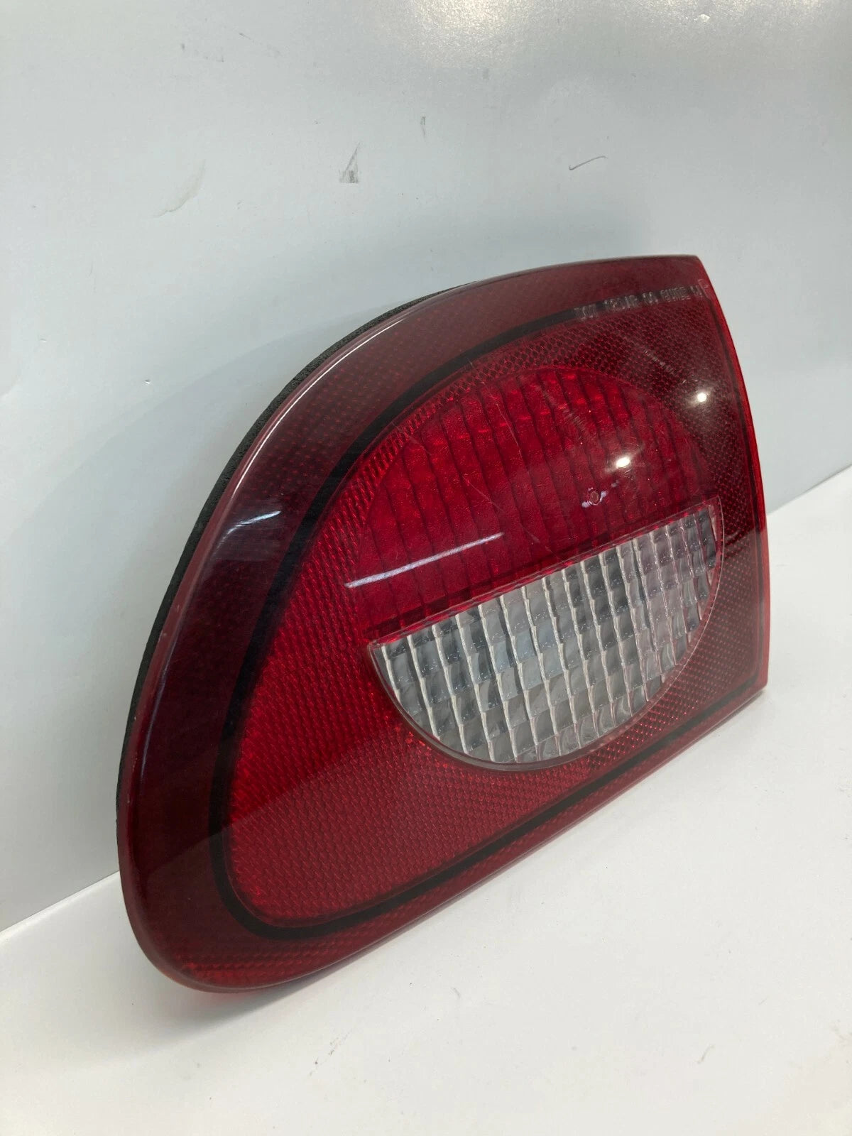 00-02 Chevy Cavalier Sedan Rear Right Tail Light Inner Taillight Lamp 16519344