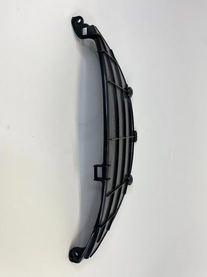 01-07 TOYOTA HIGHLANDER INSTRUMENT PANEL SPEEDOMETER CLUSTER UPPER BEZEL TRIM