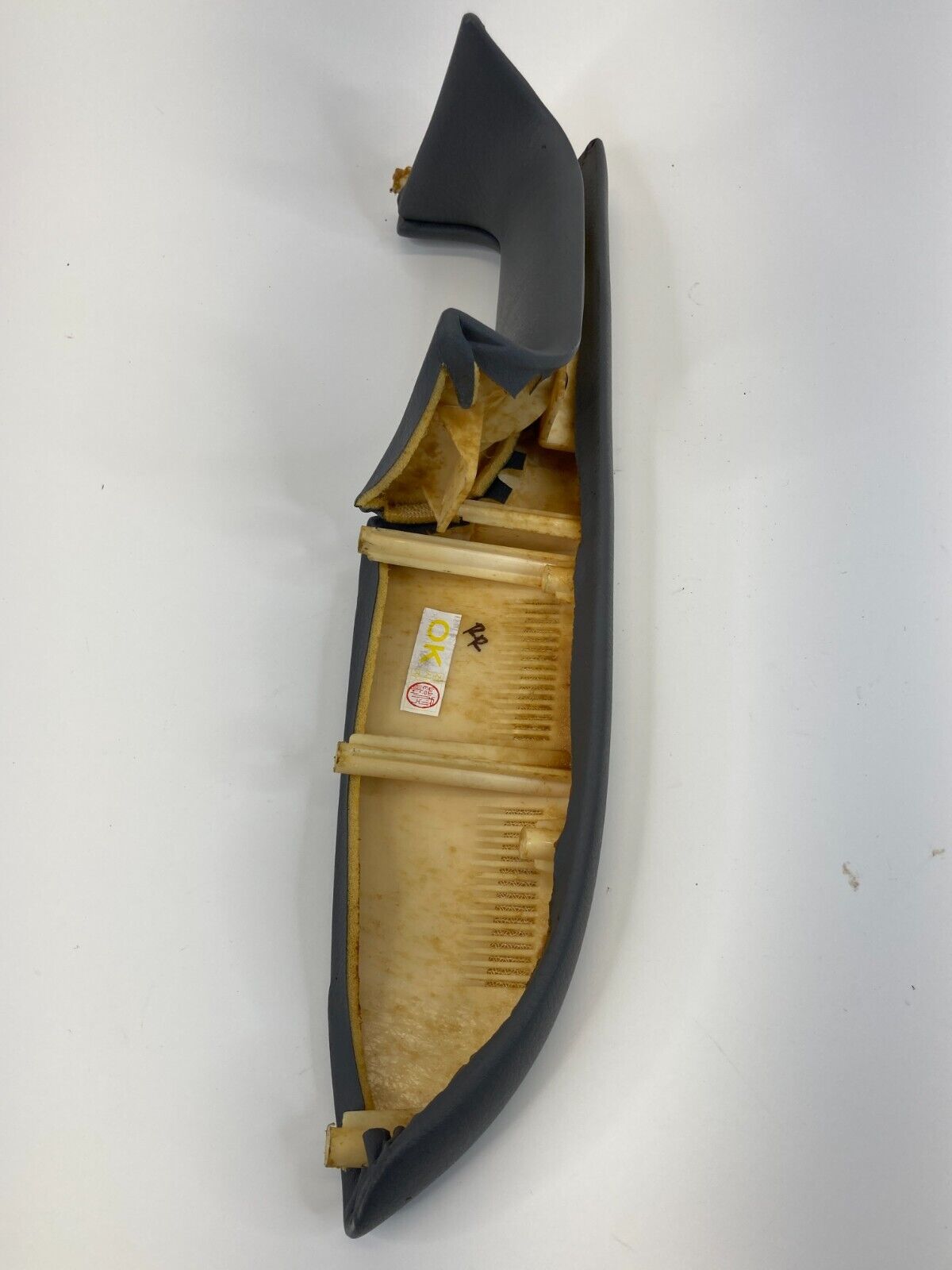 2001-2006 Hyundai Elantra Rear Right Passenger Door Armrest Arm Rest OEM