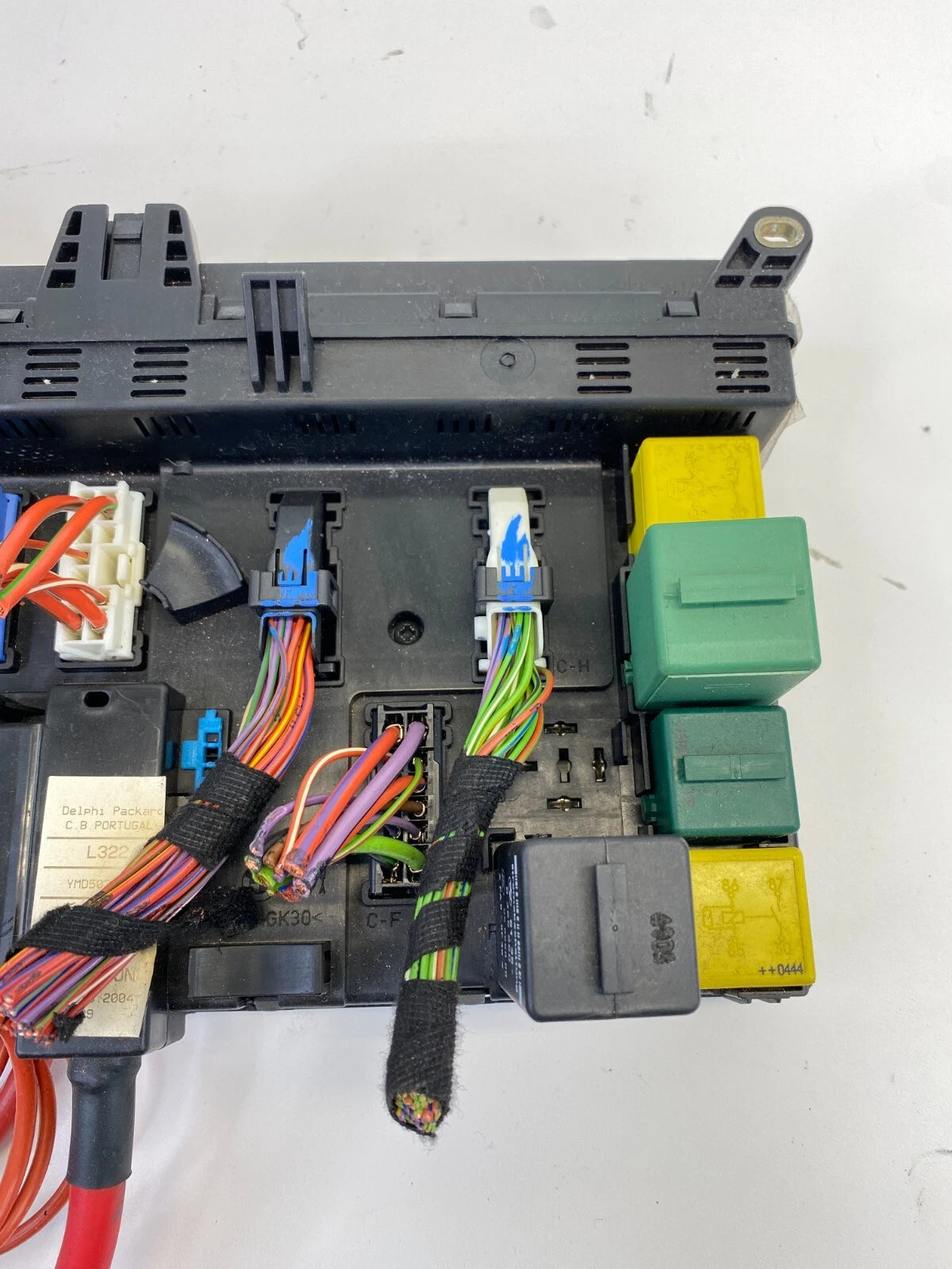 1995-2005 LAND ROVER RANGE ROVER 4.4L AT INTERIOR UNDER DASH FUSE RELAY BOX OEM