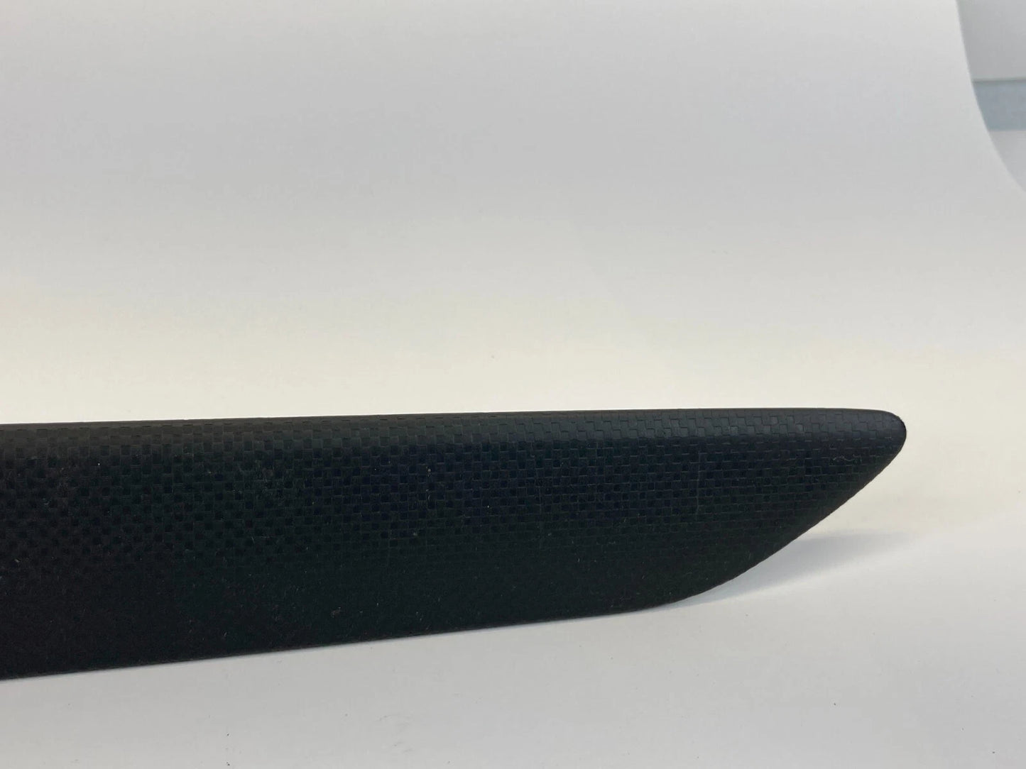 2011-2014 VOLKSWAGEN JETTA REAR RIGHT SIDE DOOR PANEL TRIM MOLDING 5C6-867-450