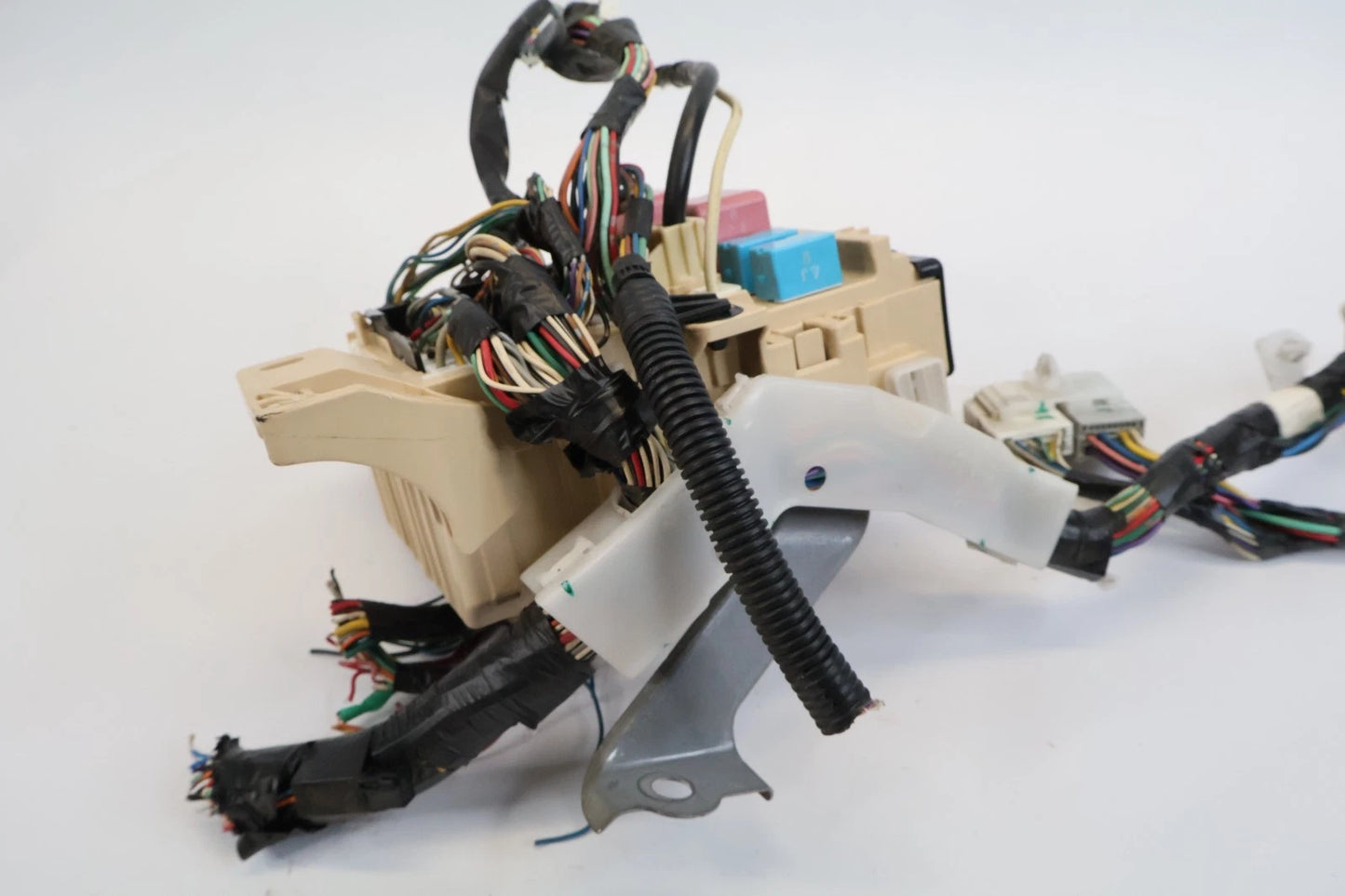 2007-2011 TOYOTA CAMRY SEDAN INTERIOR FUSE BOX JUNCTION BLOCK MODULE 82141-06J10