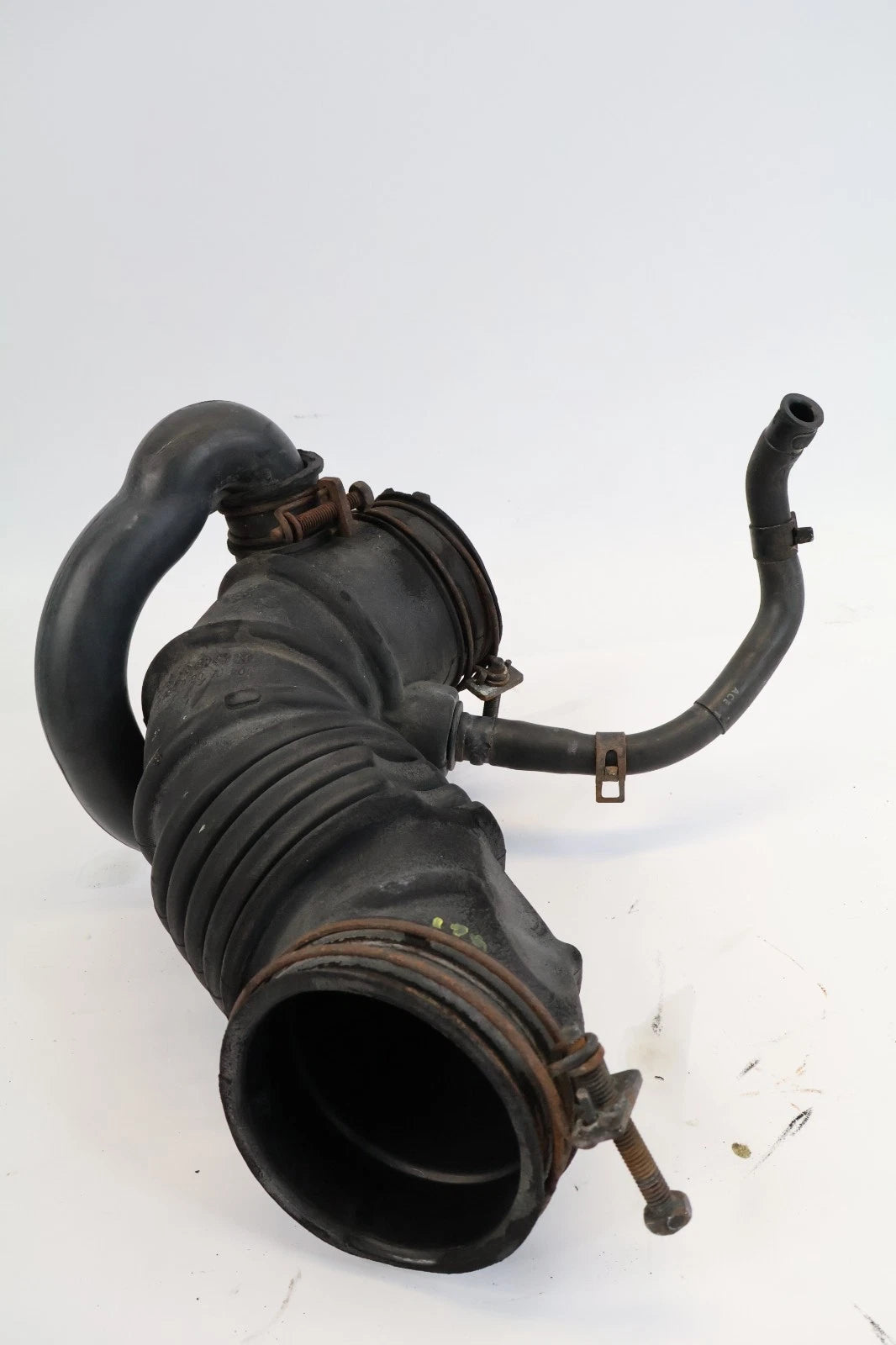 06-11 KIA RIO RIO5 1.6L ENGINE AIR FILTER INTAKE HOSE TUBE DUCT OEM 28192-1G000