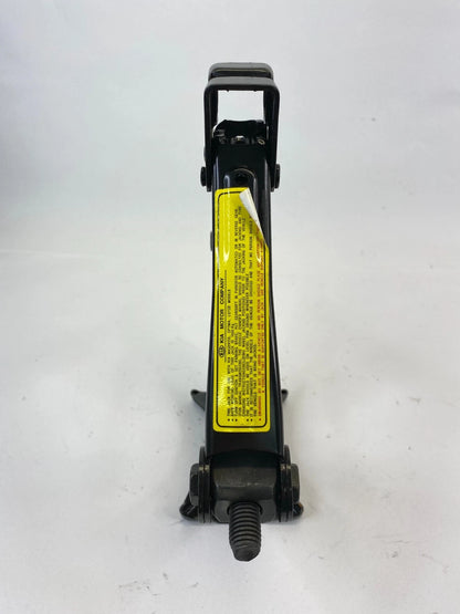 06-10 KIA OPTIMA EMERGENCY SPARE TIRE KIT JACK TOOL LUG WRENCH W/JACK CARRIER