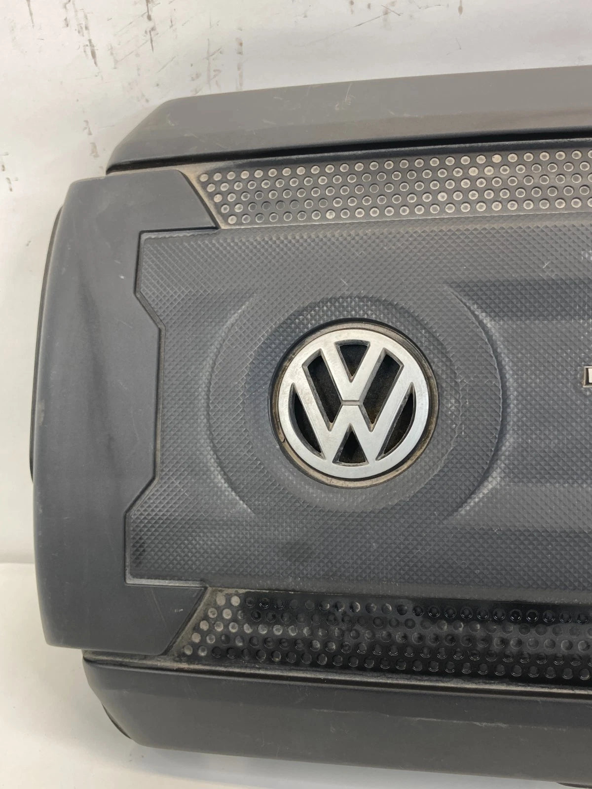 2014-2018 VW VOLKSWAGEN JETTA 1.8L TSI ENGINE COVER LID SHIELD OEM