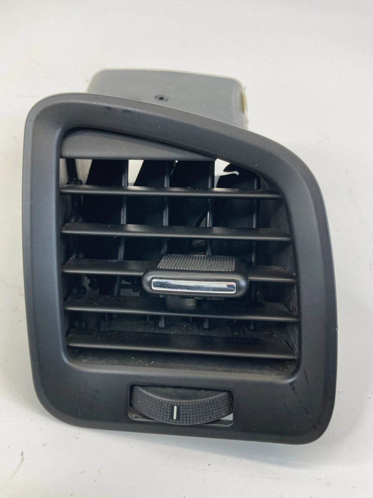 2011-2017 BUICK REGAL RIGHT PASSENGER SIDE INSTRUMENT PANEL AIR VENT 13321921